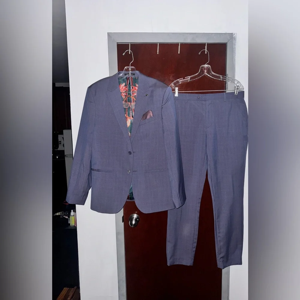 Ted Baker Lilac color wool Suit Stylish Blazer and Trousers Set 40R/32R - Picture 2 of 15
